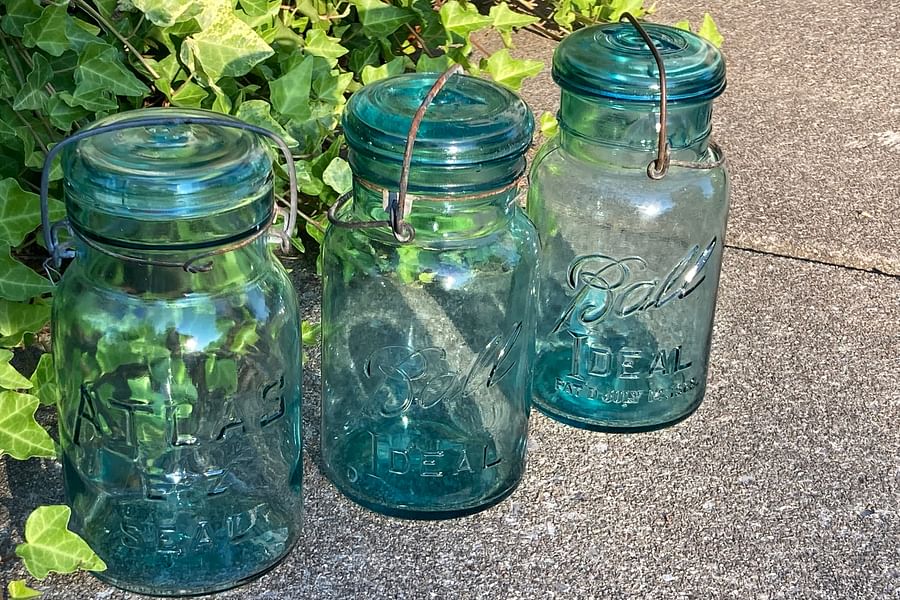 sealing canning jars