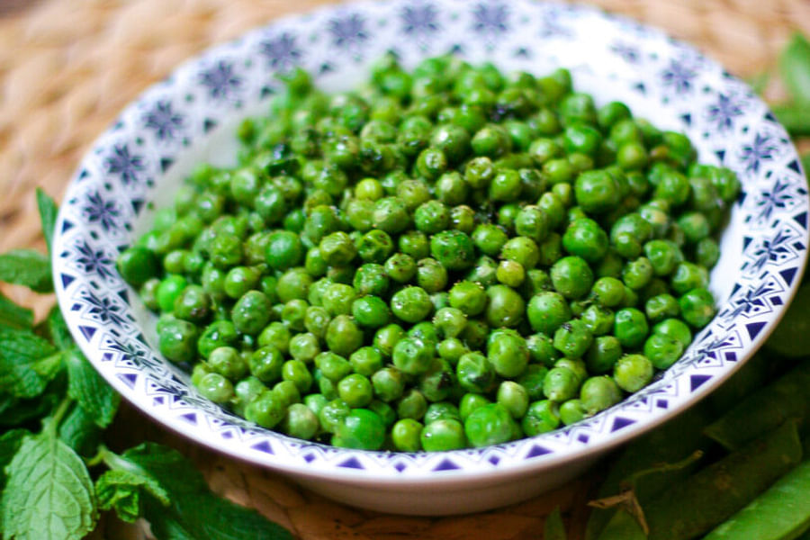 fresh green peas